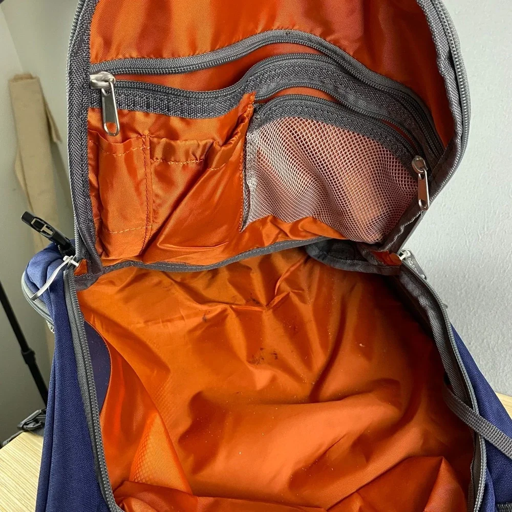 eBags TLS Mother Lode Weekender Junior Convertible Backpack EB2146-19 Blue